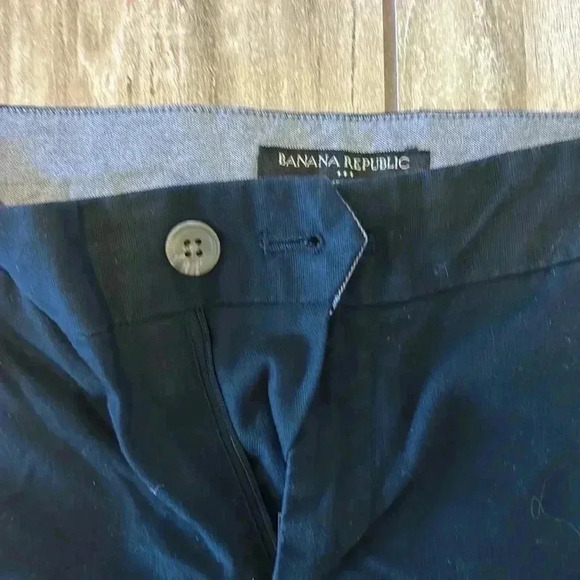 Women’s black  size 2 shorts - Picture 3 of 6